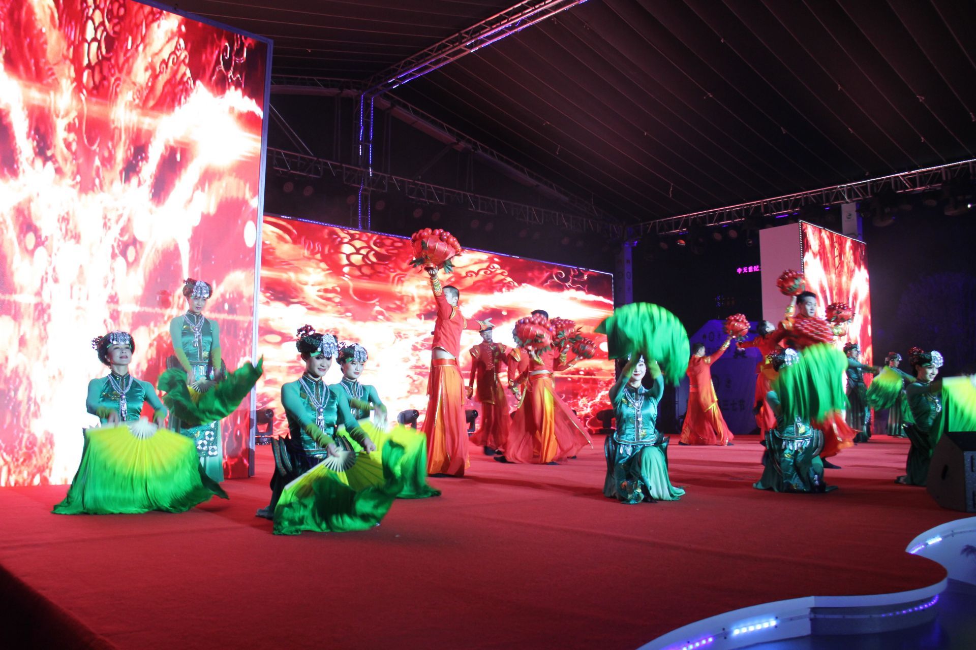 三七花开的地方精彩上演这几天每晚都有晚会哟