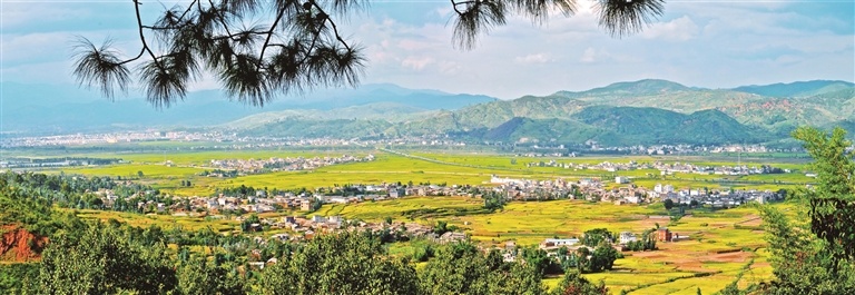 ①②③⑤④⑥⑧⑦⑨⑩① 富饶的弥渡坝子.② 花灯广场夜景.